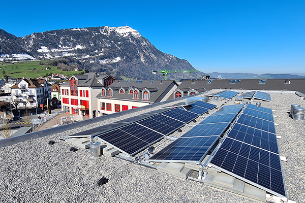 Absturzsicherung Auf PV-Anlagen - Anwendungen